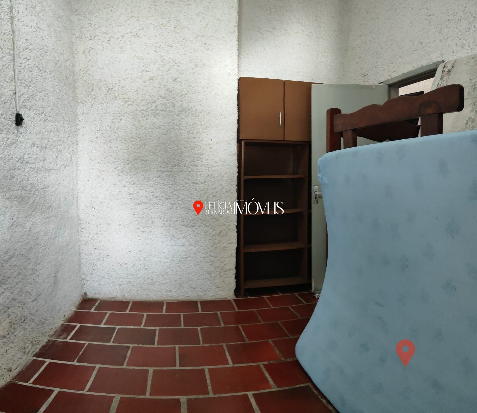Casa Rústica com Pé Direito Alto à Venda em Balneário Pinhal — foto 13