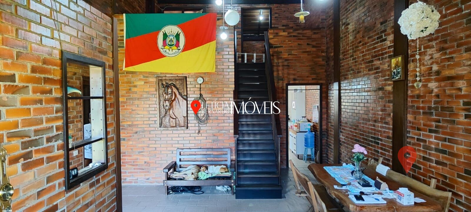 Casa Rústica e Aconchegante à Venda em Balneário Pinhal! — foto 4