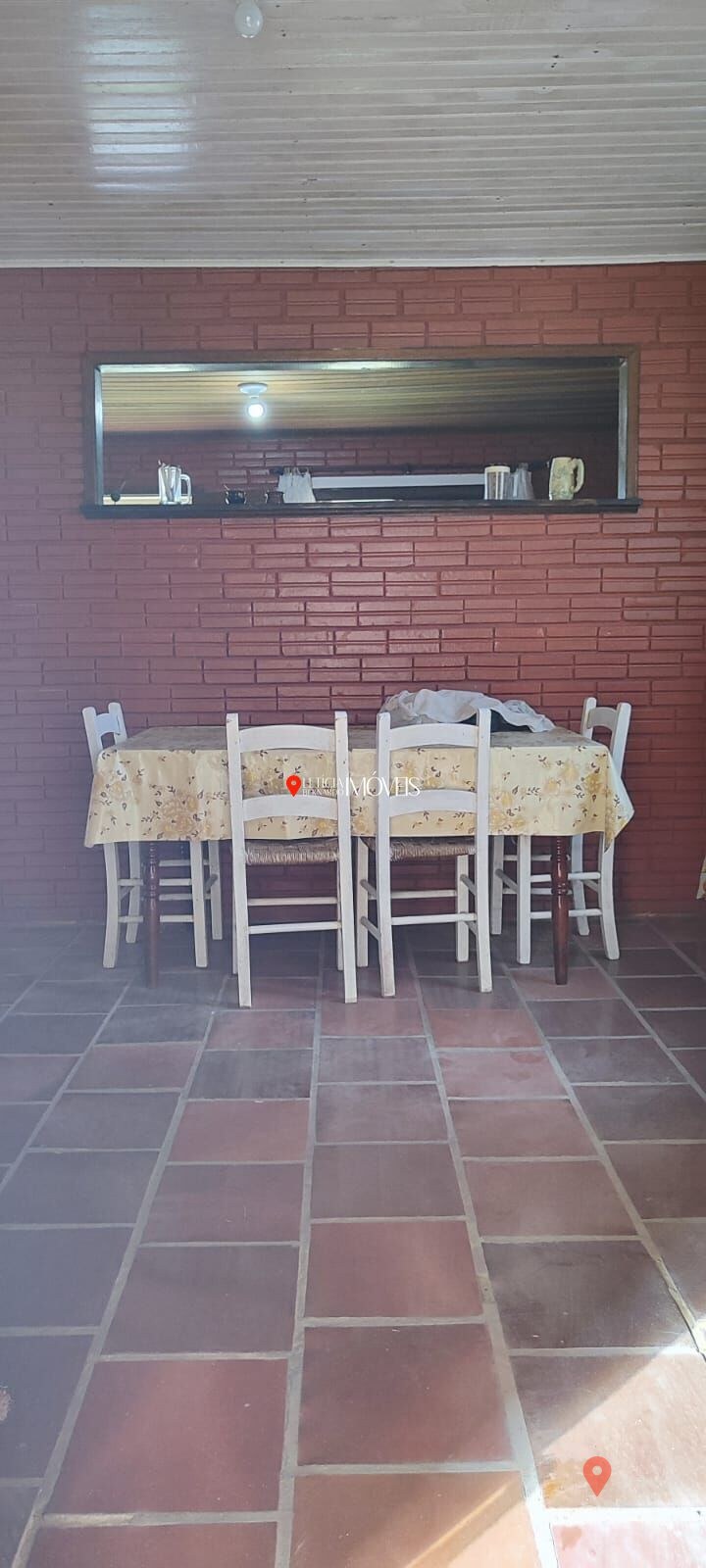 Casa de Alvenaria no Centro de Balneário Pinhal! — foto 9