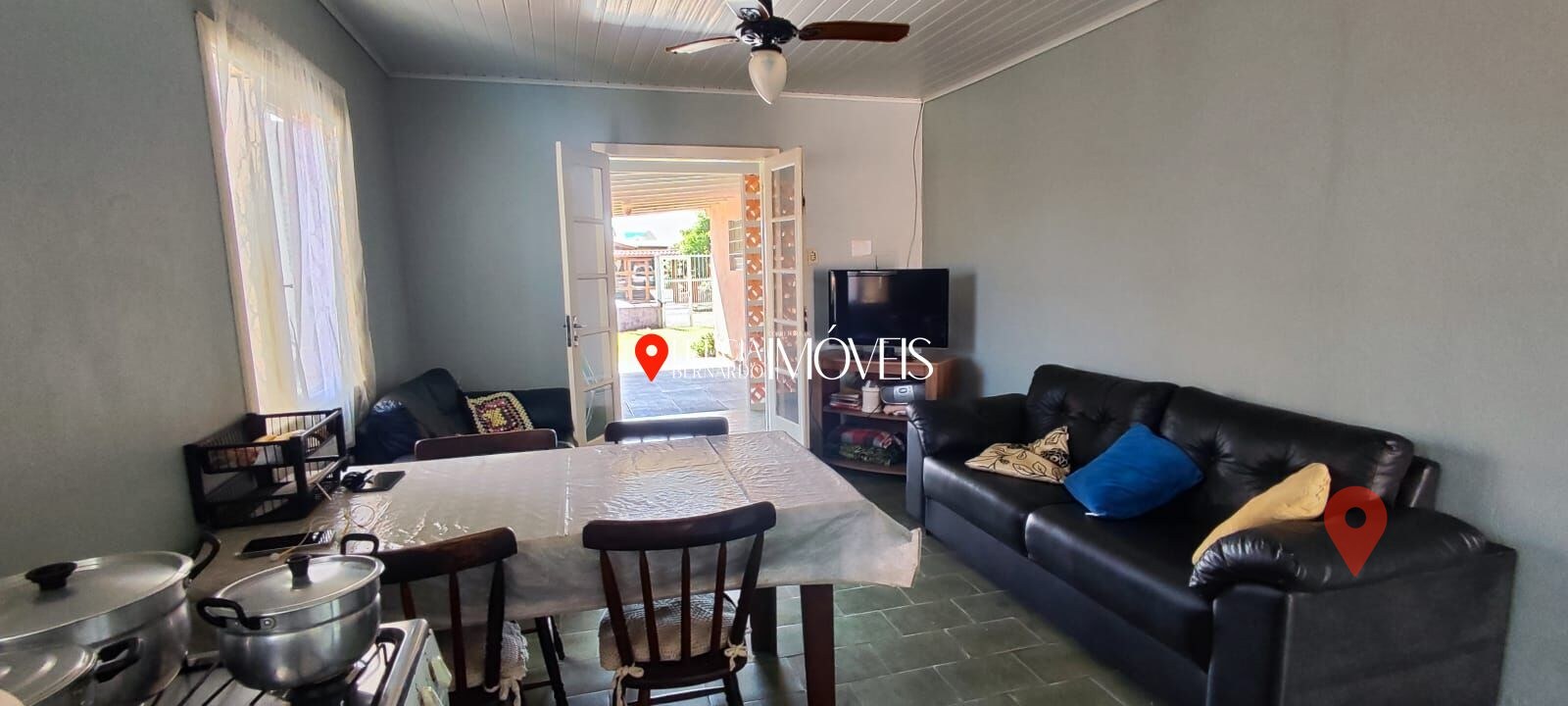 Casa à Venda no Centro de Balneário Pinhal — foto 2