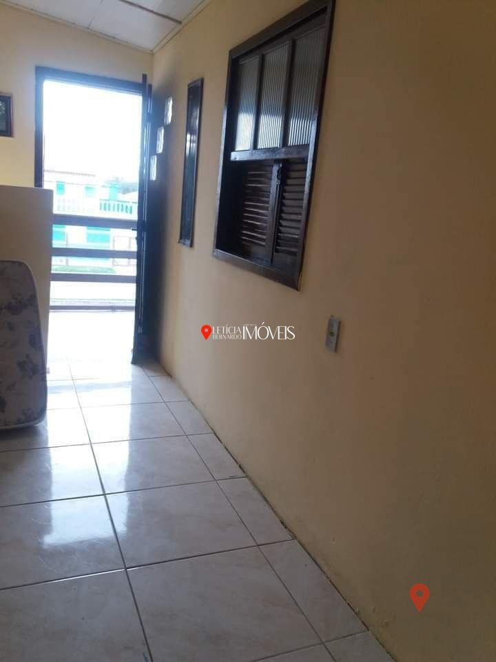 Casa à Venda no Centro de Balneário Pinhal Uma quadra do mar — foto 5