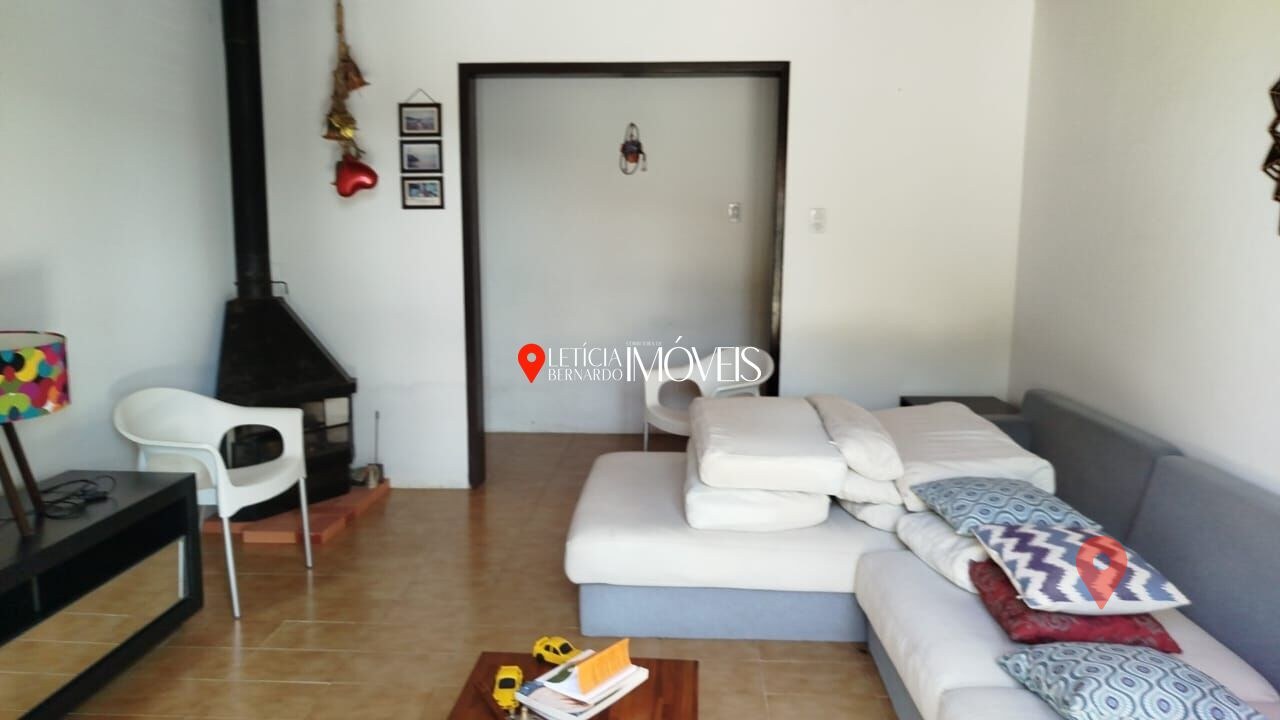 Casa à Venda no Centro de Balneário Pinhal! — foto 3