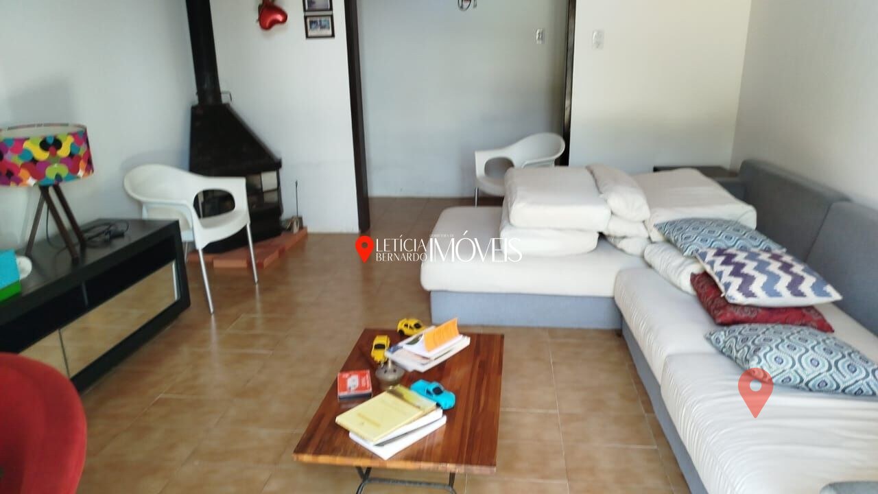 Casa à Venda no Centro de Balneário Pinhal! — foto 4
