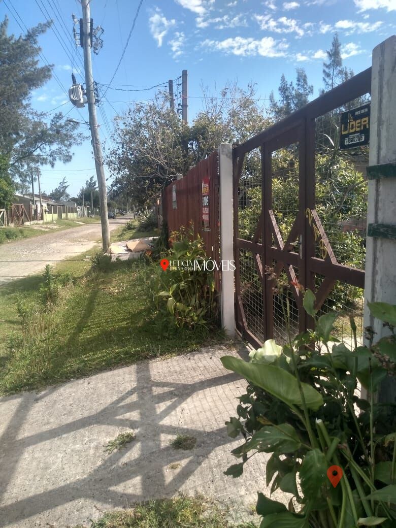 Casa à venda no bairro Centro - Balneário Pinhal/RS — foto 4