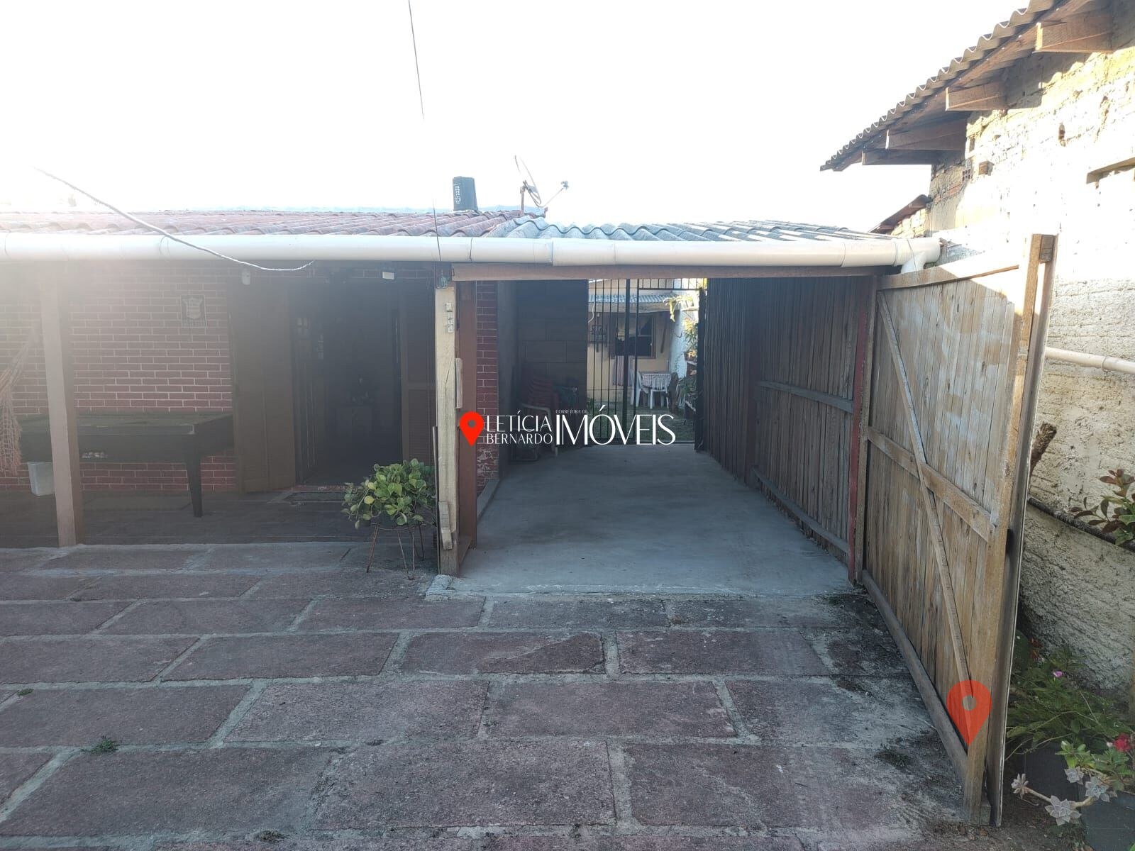 DUAS CASAS NO MESMO PÁTIO COM PISCINA – R$ 226.000,00 — foto 3
