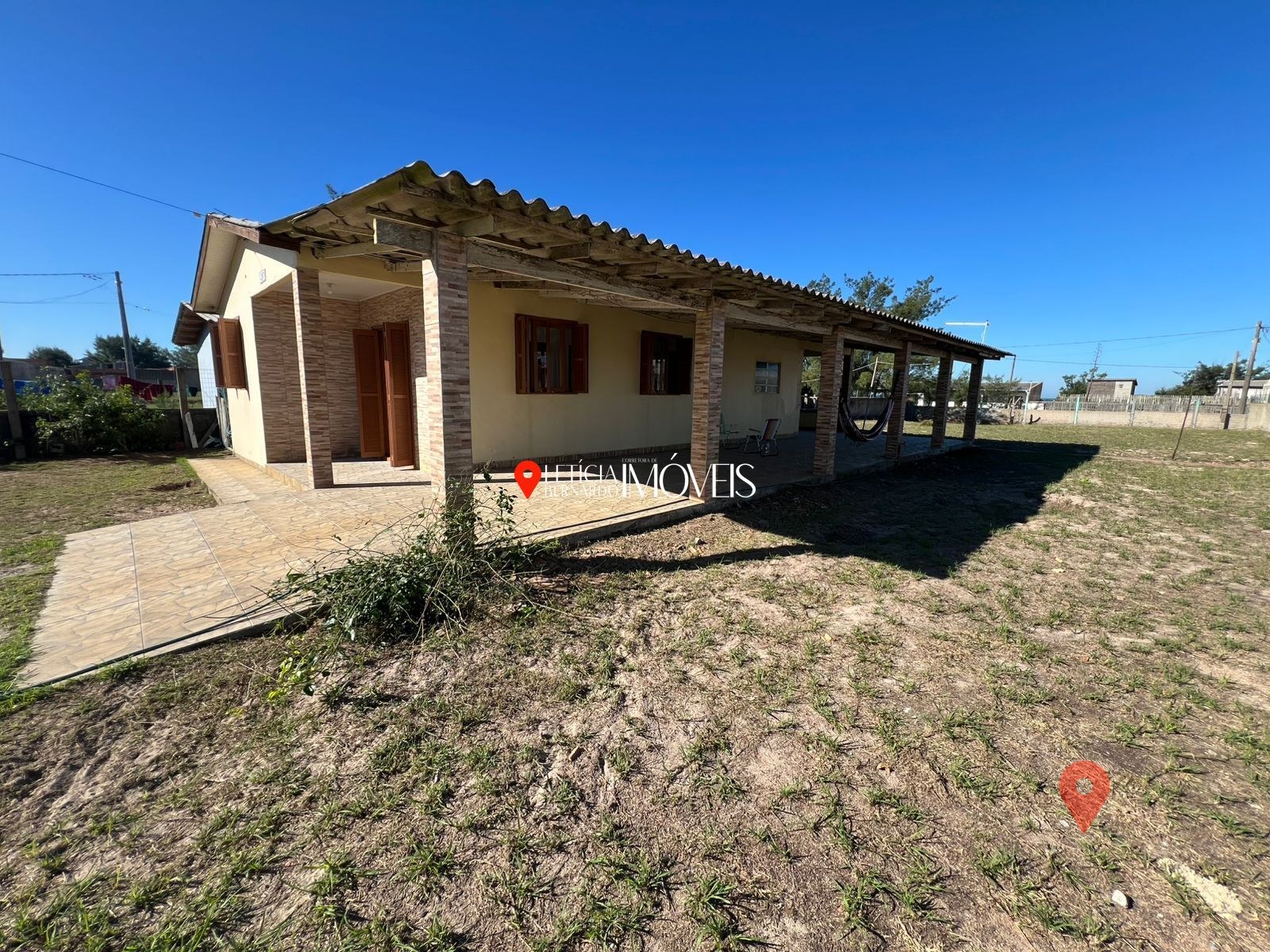 CASA ACONCHEGANTE EM AMPLO TERRENO – EM BALNEÁRIO PINHAL! — foto 17
