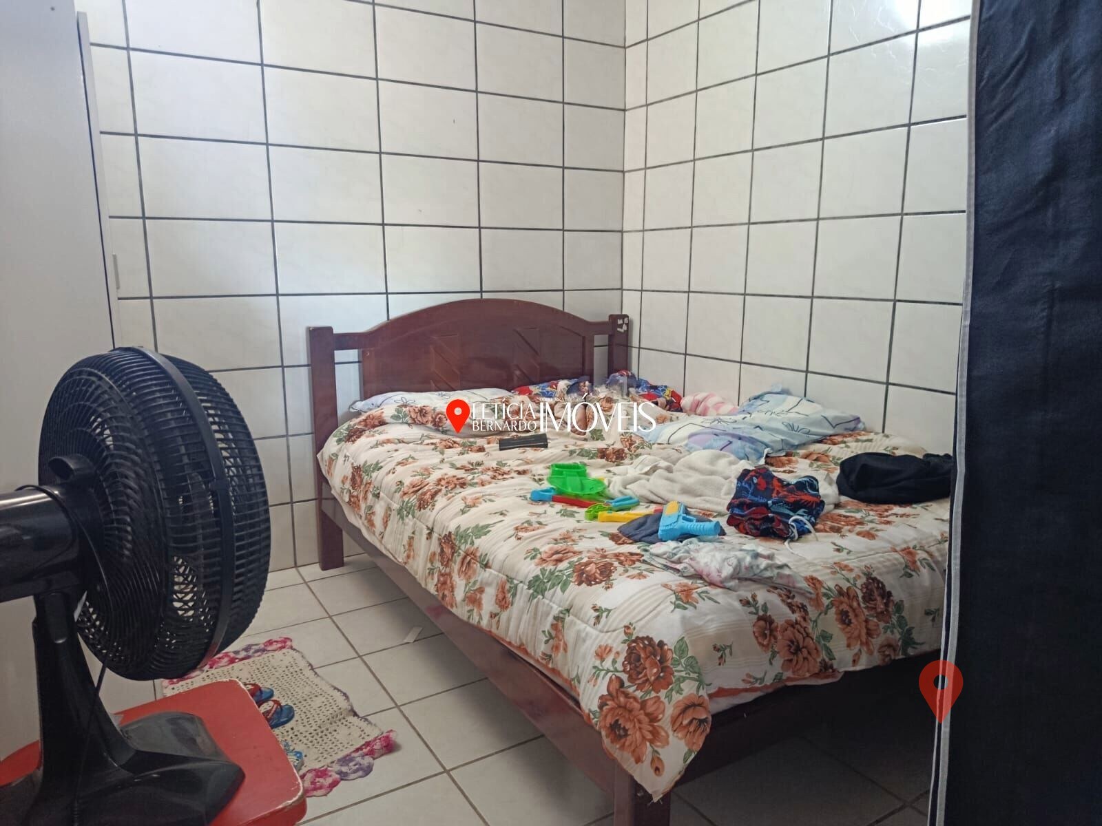 SOBRADO COM PONTO COMERCIAL EM FUNCIONAMENTO – R$ 216.000,00 — foto 5