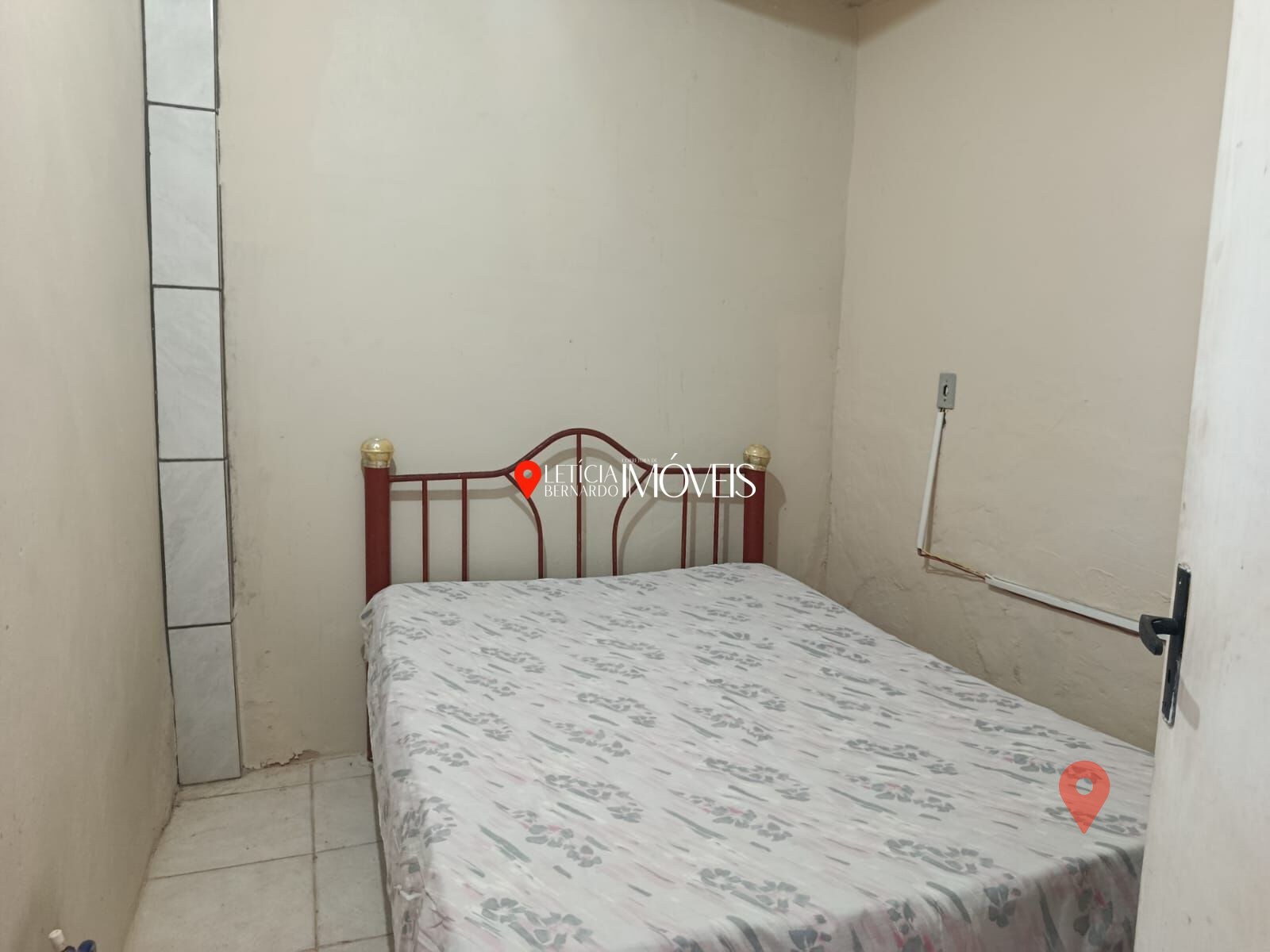 SOBRADO COM PONTO COMERCIAL EM FUNCIONAMENTO – R$ 216.000,00 — foto 12