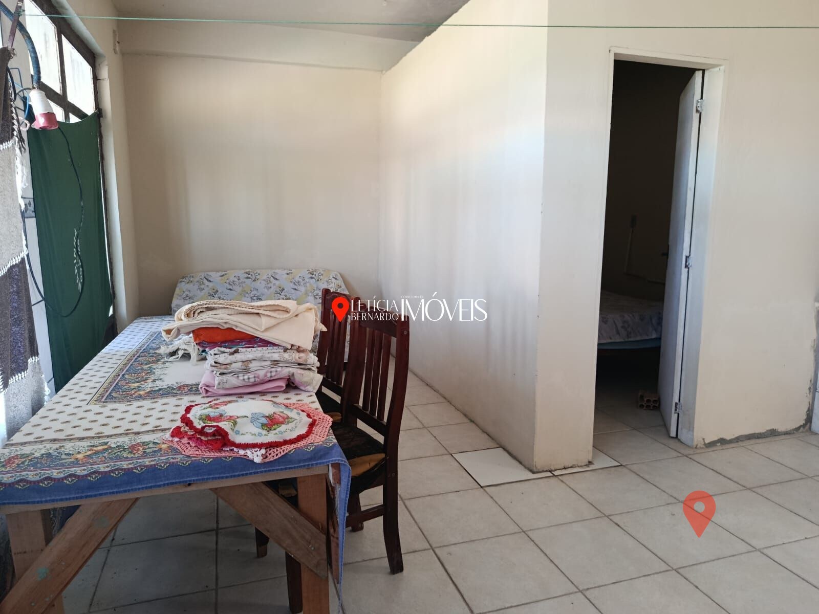SOBRADO COM PONTO COMERCIAL EM FUNCIONAMENTO – R$ 216.000,00 — foto 14