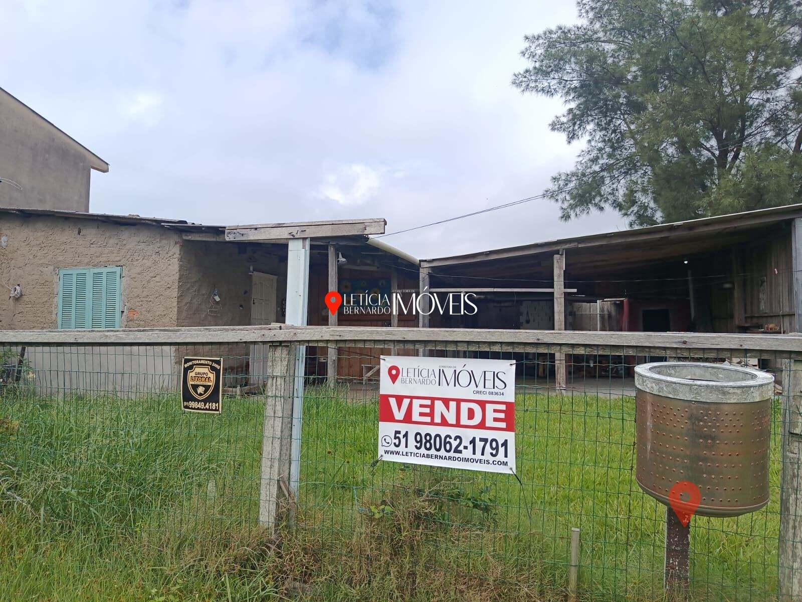 TERRENO COM 2 CASAS - R$ 90.000,00 — foto 1