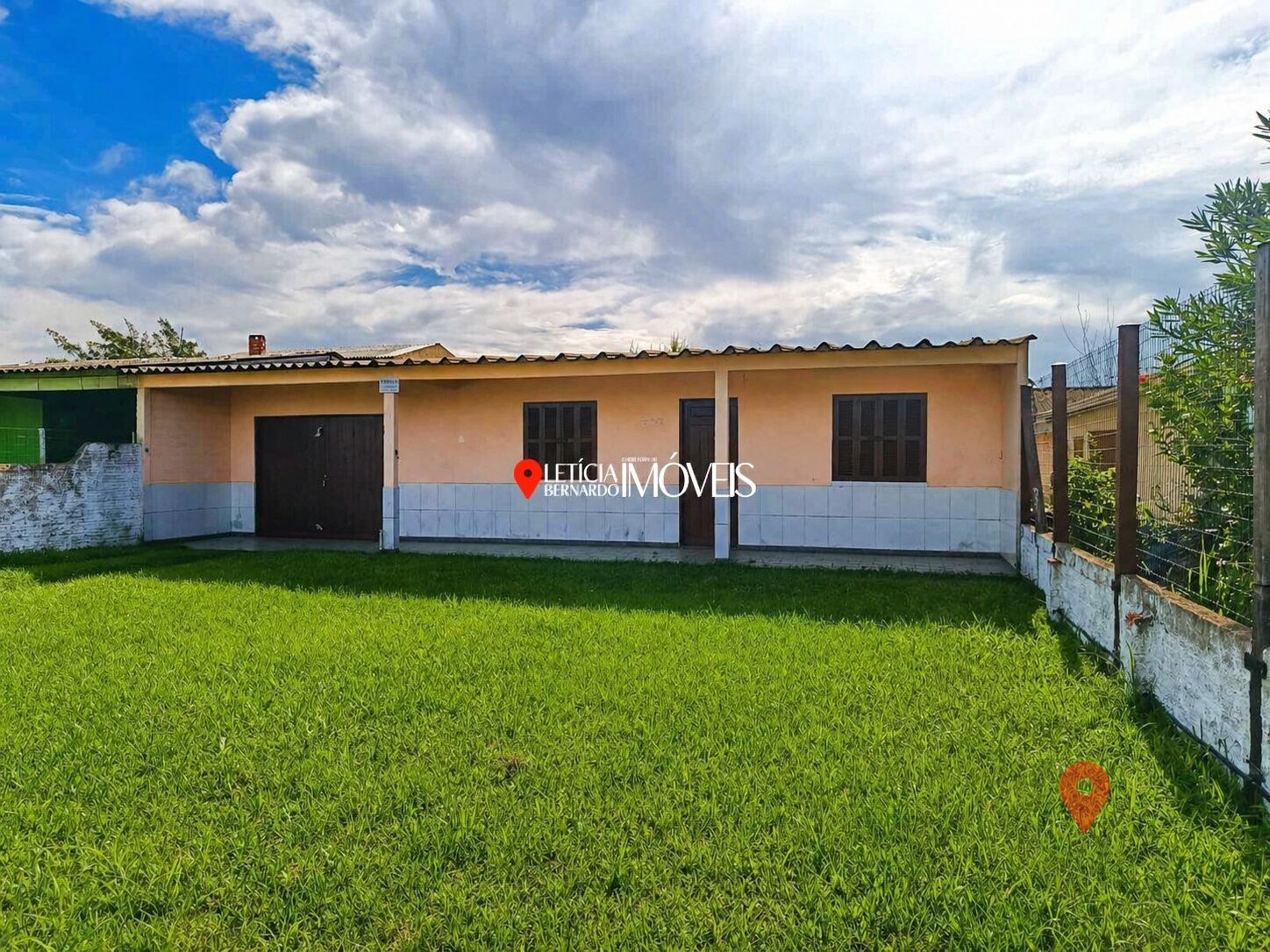 CASA COM AMPLO TERRENO A 400M DO MAR EM MAGISTÉRIO — foto 1