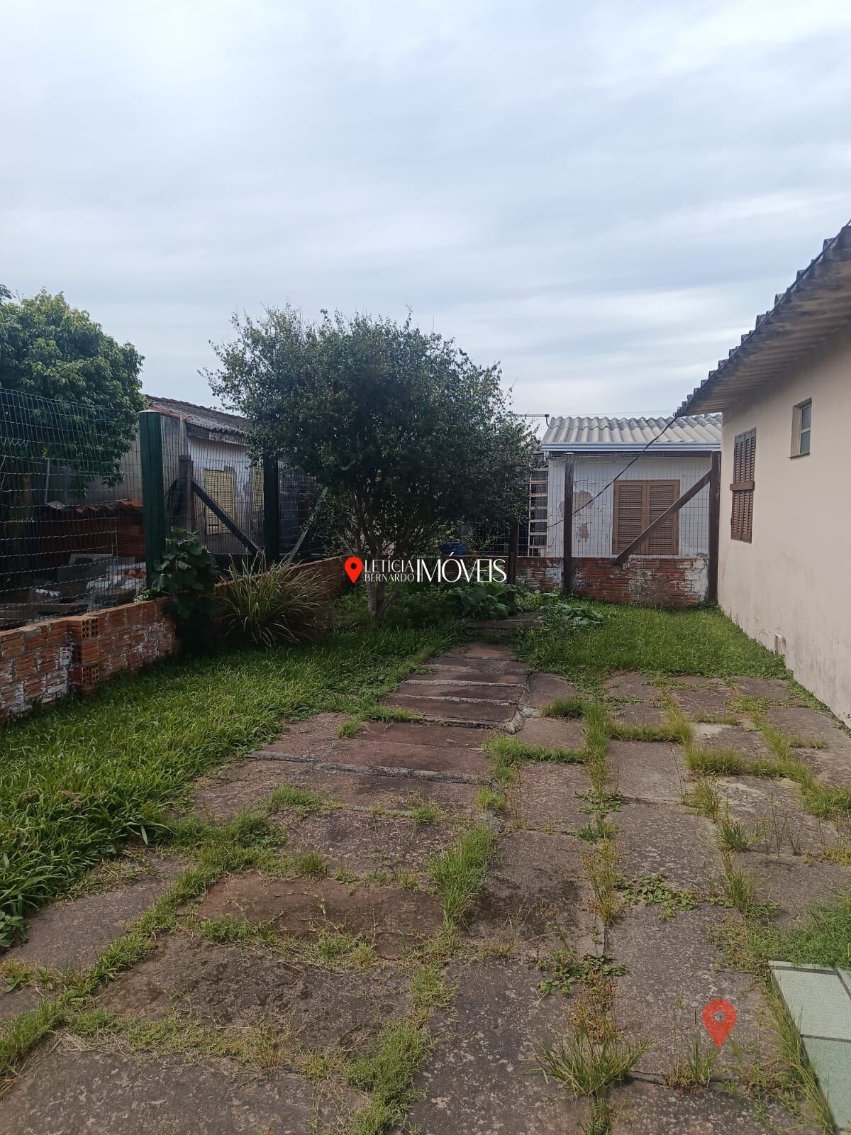 CASA COM AMPLO TERRENO A 400M DO MAR EM MAGISTÉRIO — foto 13