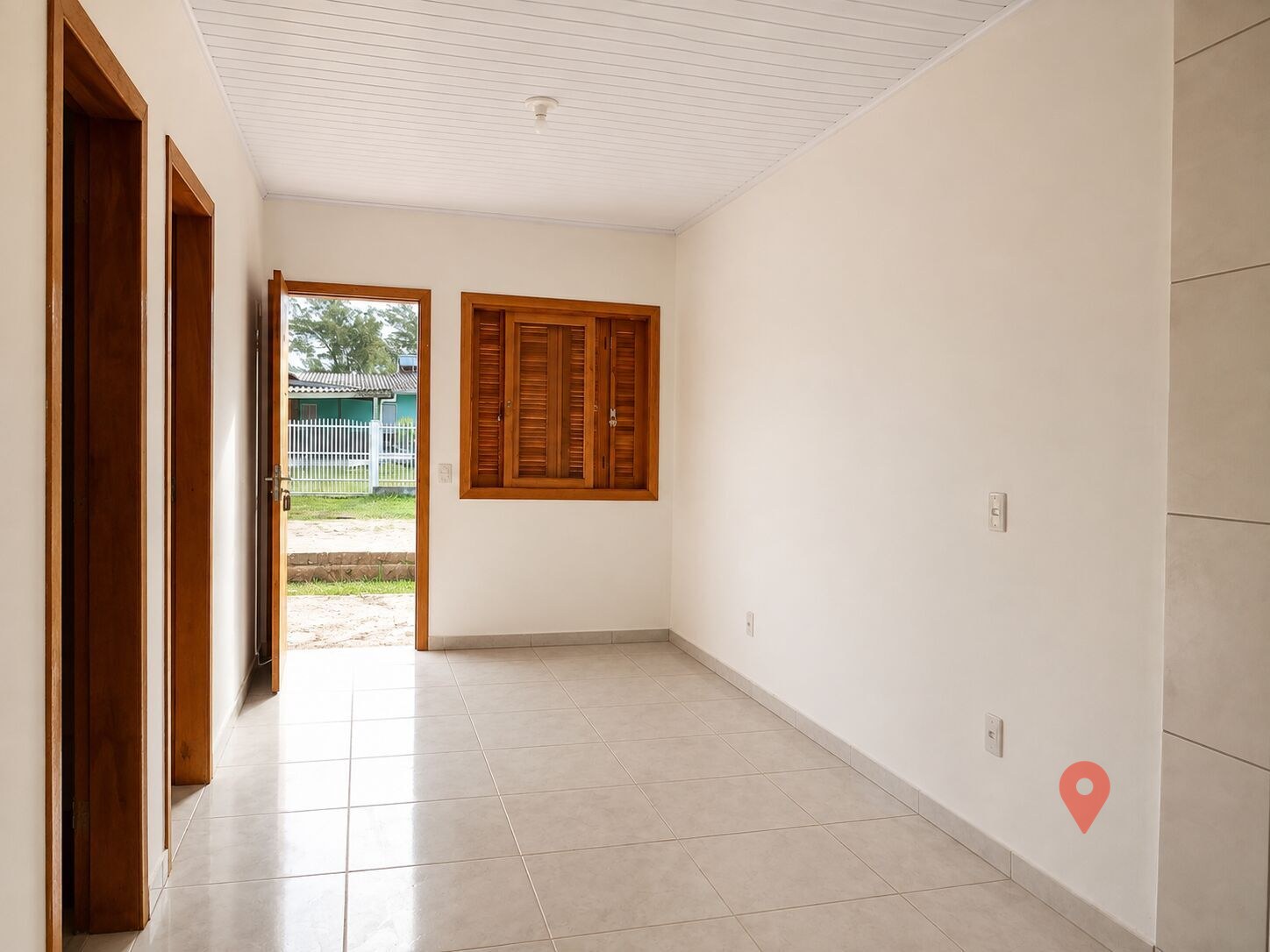 Casa à venda no bairro Centro em Balneário Pinhal/RS — foto 2