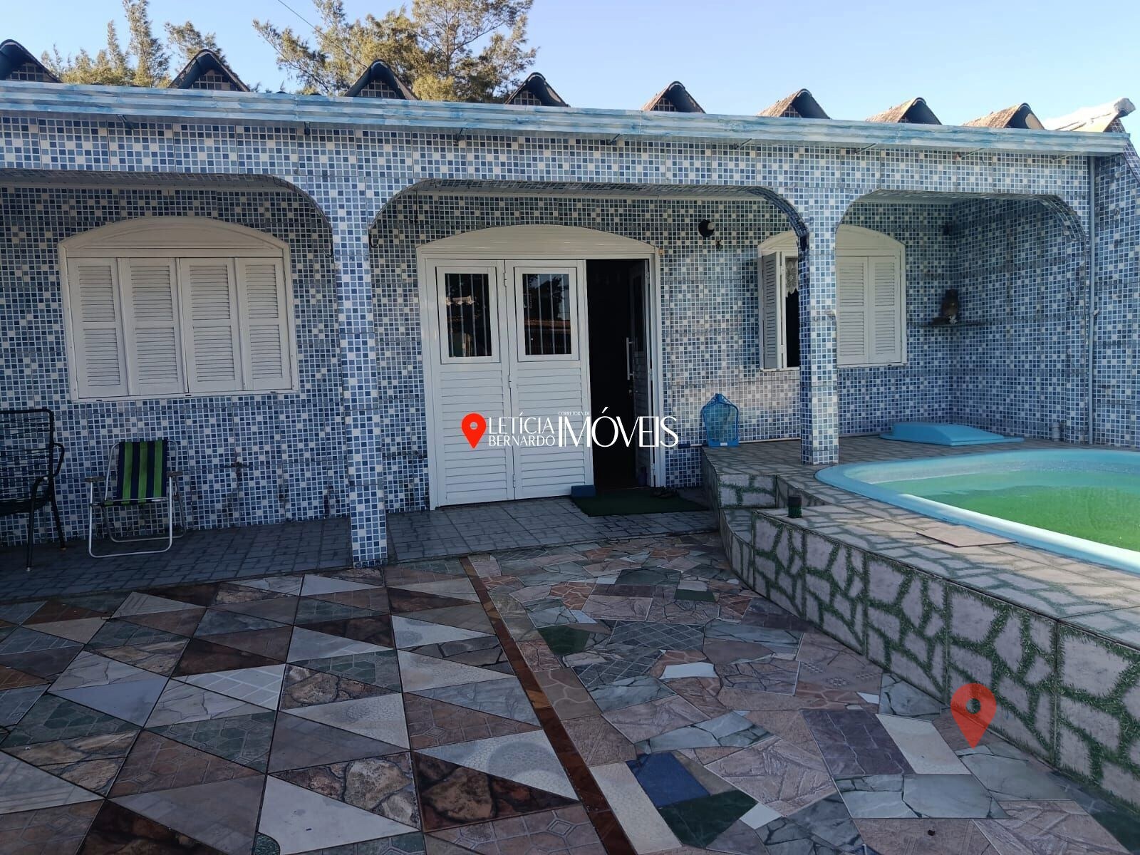 CASA COM PISCINA A 500M DO MAR – R$ 305.000,00 🏡 — foto 1