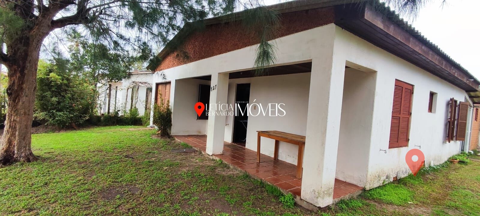 CASA DE ESQUINA EM BALNEÁRIO PINHAL -R$ 190.000,00 — foto 2