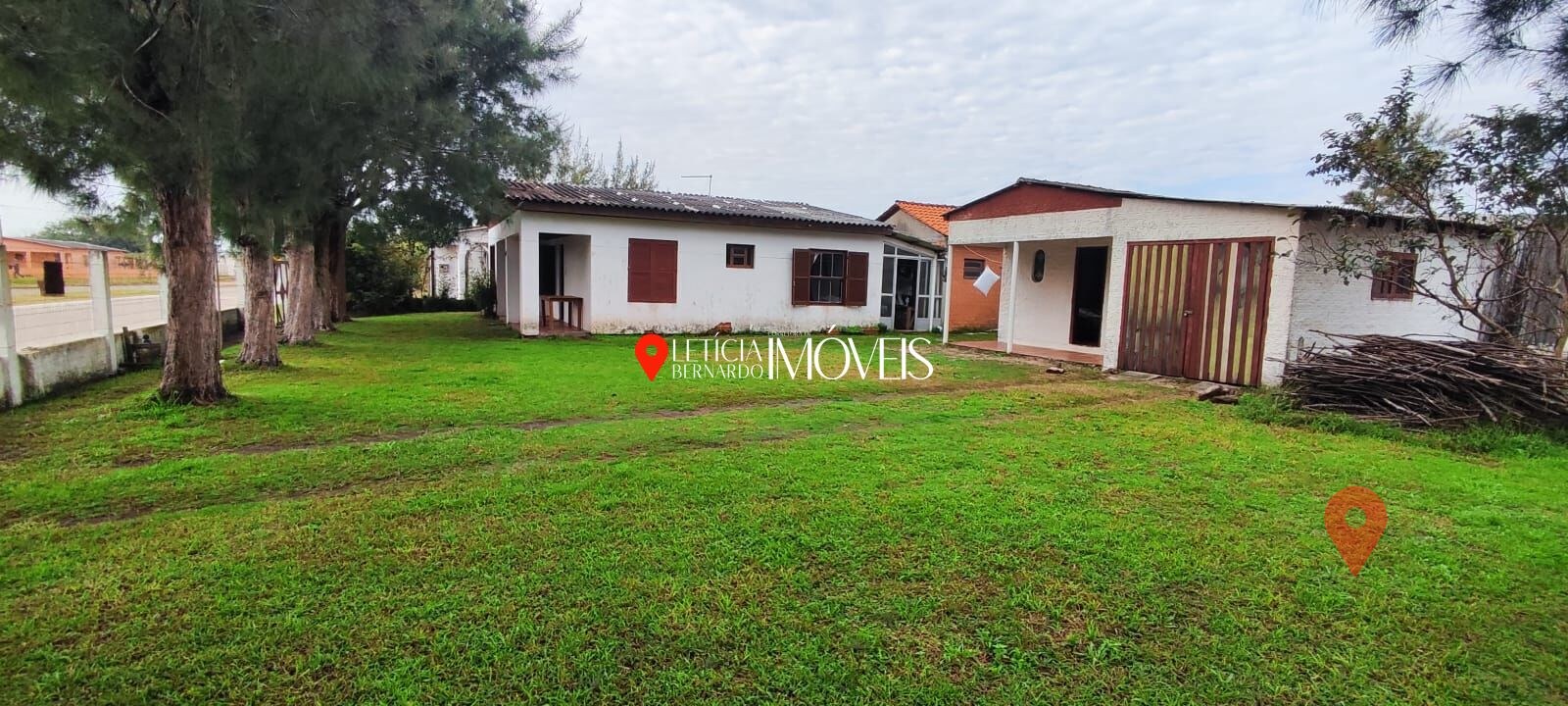 CASA DE ESQUINA EM BALNEÁRIO PINHAL -R$ 190.000,00 — foto 3