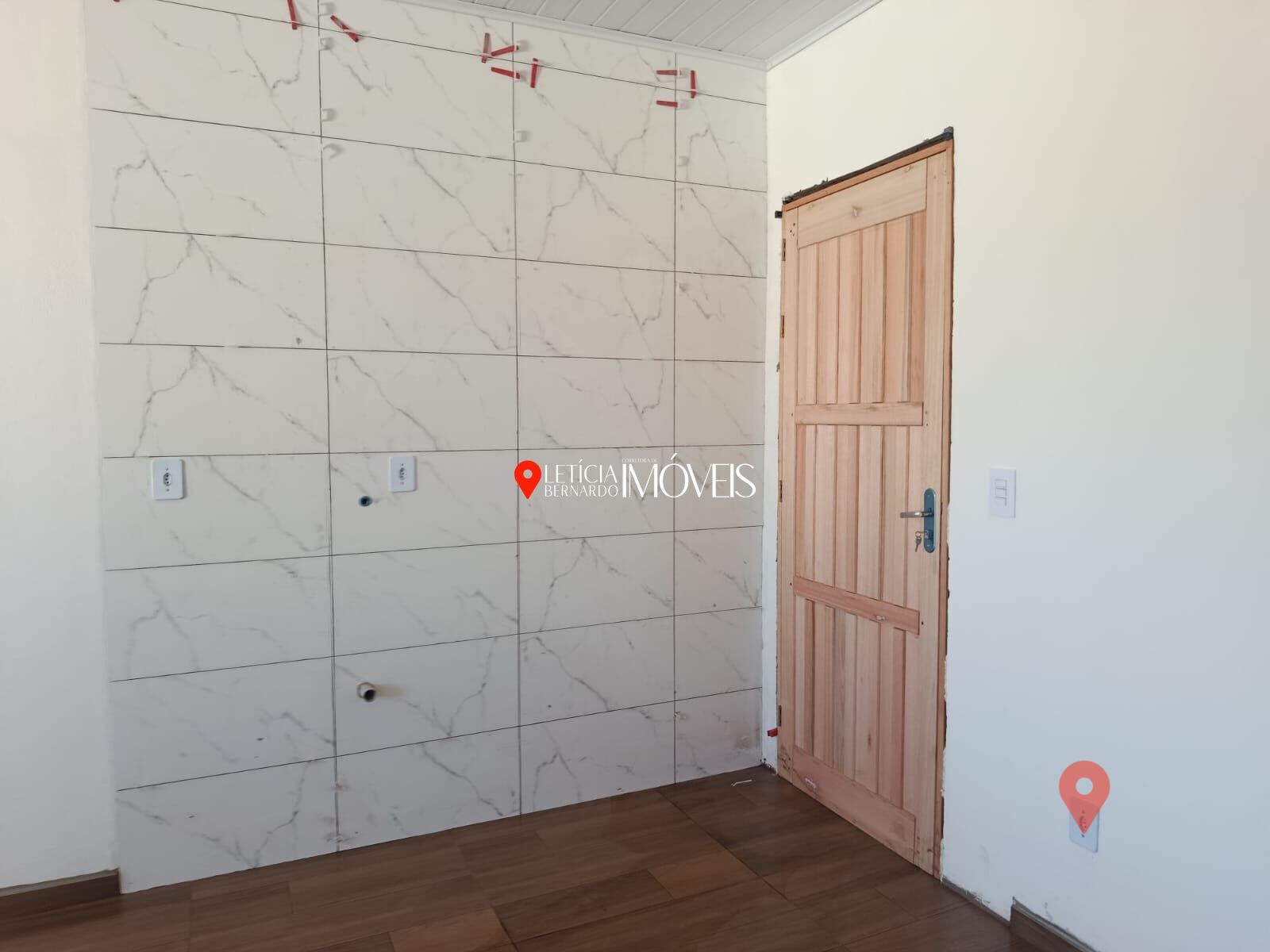 CASA MODERNA EM BALNEÁRIO PINHAL -R$ 195.000,00 — foto 9