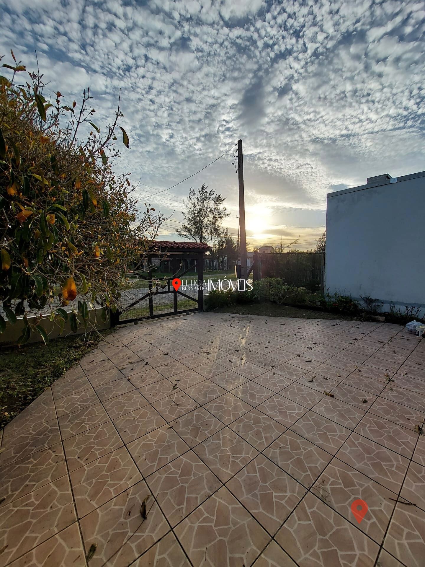 CASA NO CENTRO DE BALNEÁRIO PINHAL – R$ 324.000,00 — foto 13