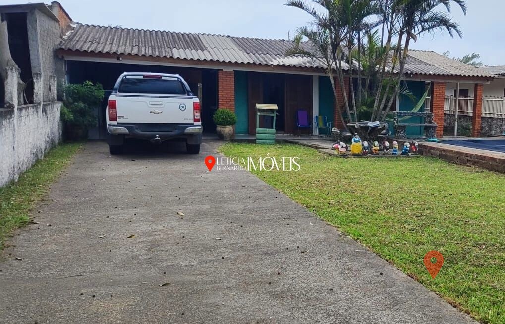 CASA À VENDA COM PISCINA EM BALNEÁRIO PINHAL — foto 7