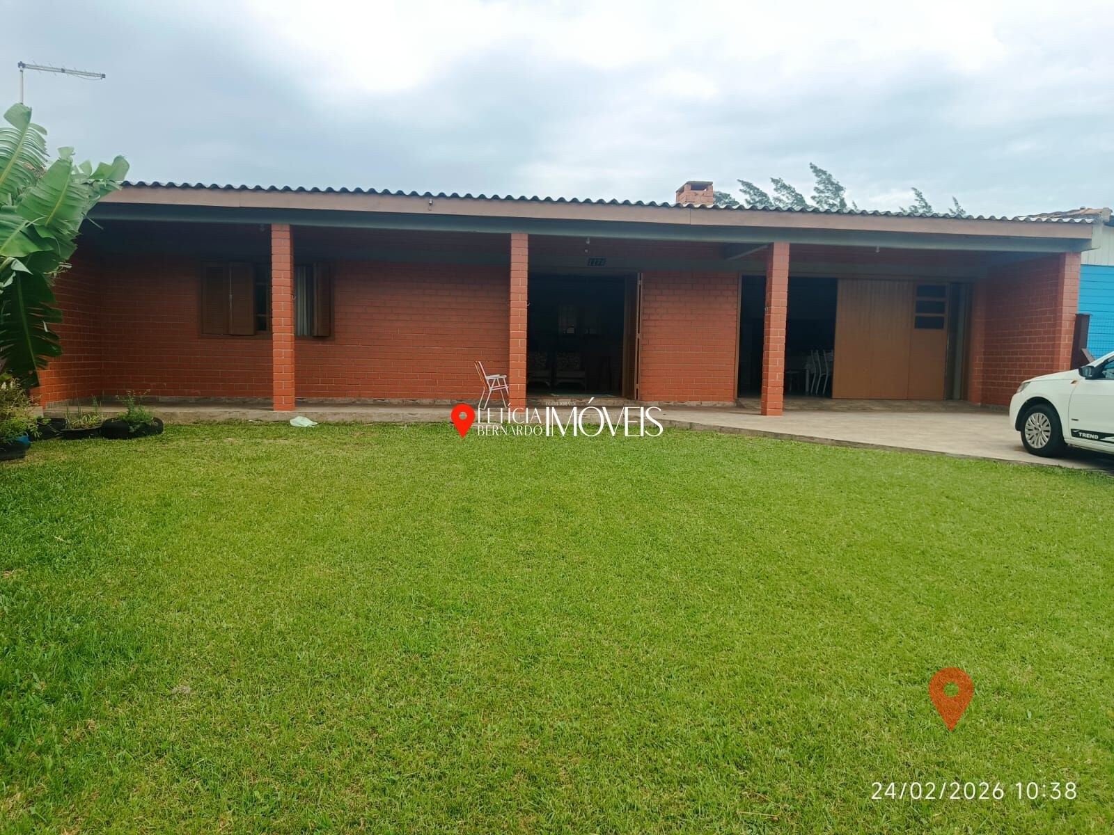 CASA À VENDA NO CENTRO DE BALNEÁRIO PINHAL – R$ 270.000,00 — foto 1